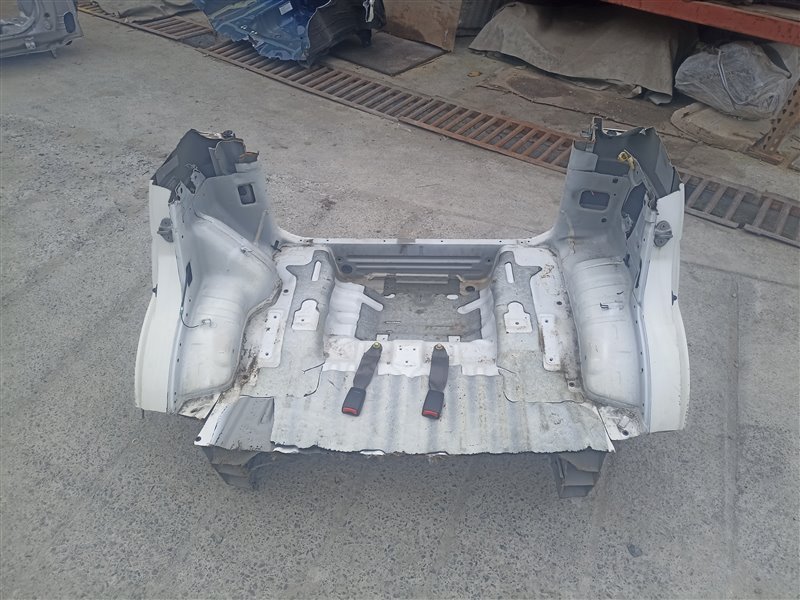 Тазик железный DAIHATSU TERIOS KID J111G (б/у)