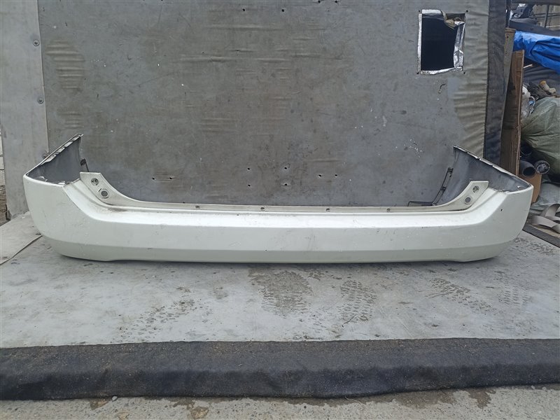 Бампер NISSAN ELGRAND E51 08.2004 задний (б/у)