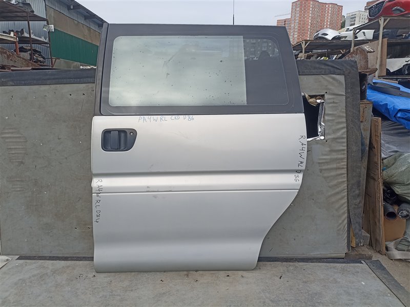 Дверь MITSUBISHI DELICA PA4W задняя левая (б/у)