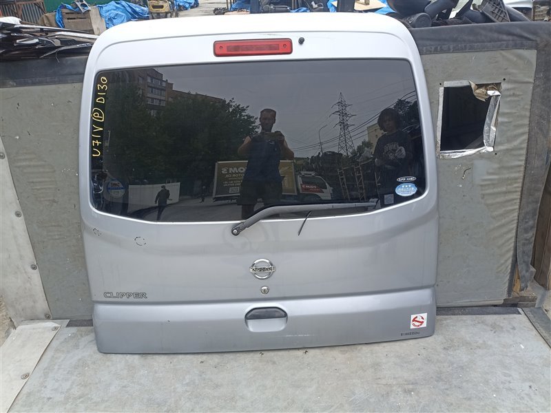 Дверь 5-я NISSAN CLIPPER U71V (б/у)