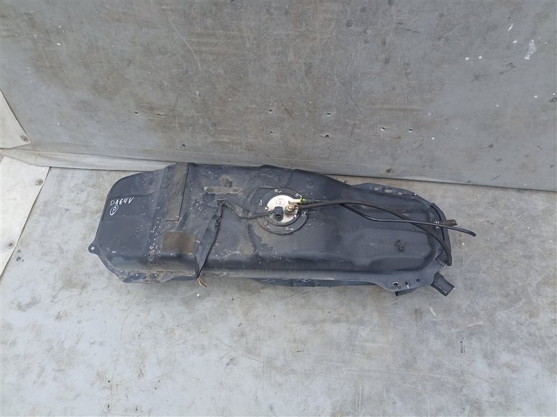 Бензобак SUZUKI EVERY DA64V K6A (б/у)