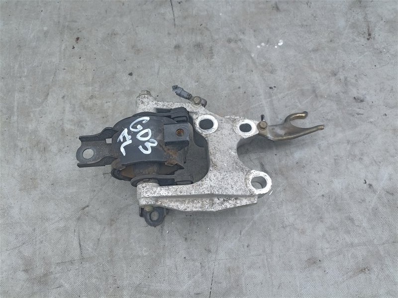 Подушка двигателя HONDA FIT GD3 L15A левая (б/у)