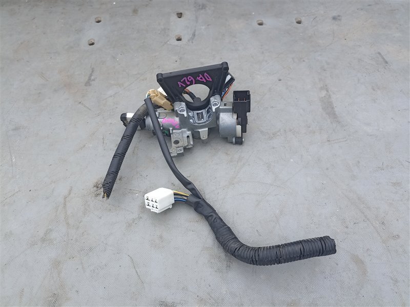Замок зажигания SUZUKI EVERY DA62V (б/у)