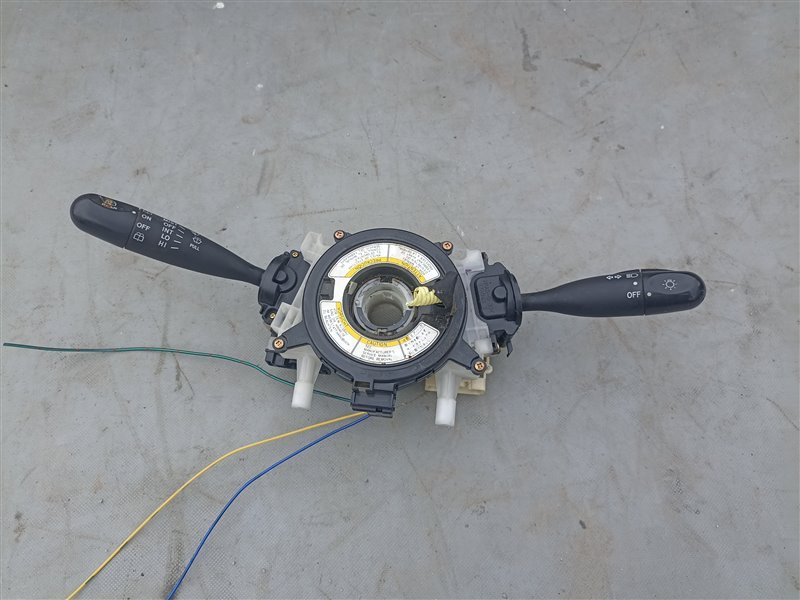 Блок подрулевых переключателей SUZUKI EVERY DA62V (б/у)