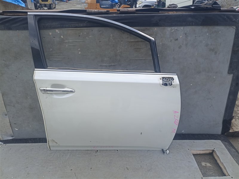Дверь TOYOTA SAI AZK10 передняя правая (б/у)