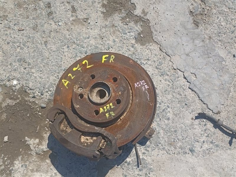 Ступица MERCEDES-BENZ V-CLASS W639 272.978 (M272E35) передняя правая (б/у)