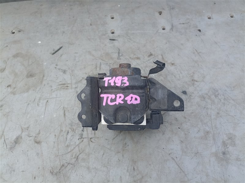 Блок abs TOYOTA ESTIMA TCR10 2TZ-FE (б/у)