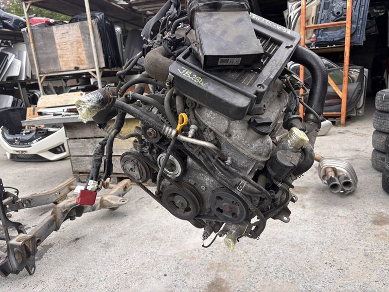 Двигатель SUZUKI JIMNY JB23W K6AT 3264852 (б/у)