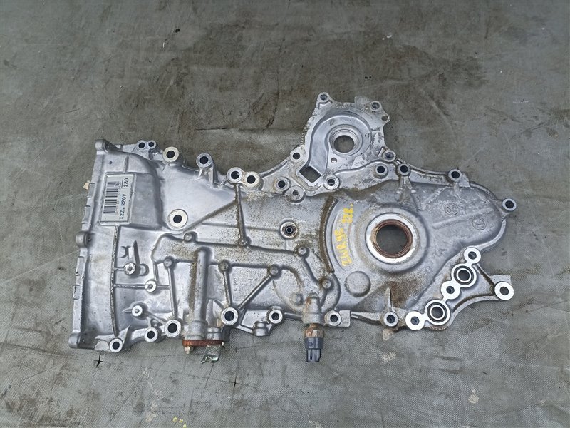 Лобовина двс TOYOTA NOAH ZWR90 2ZR-FXE (б/у)