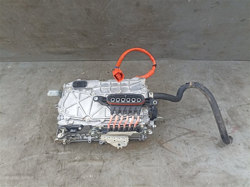 Инвертор LEXUS NOAH ZWR95 2ZR-FXE (б/у)