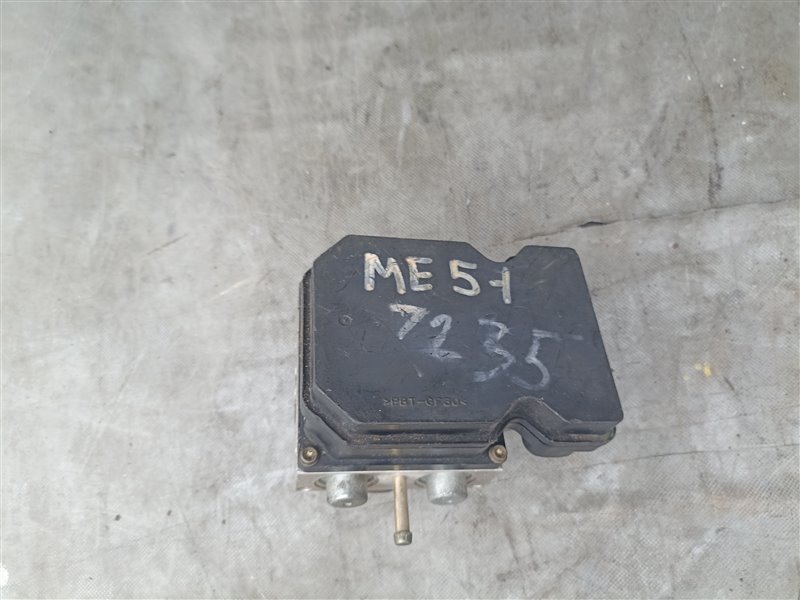 Блок abs NISSAN ELGRAND ME51 VQ25DE (б/у)