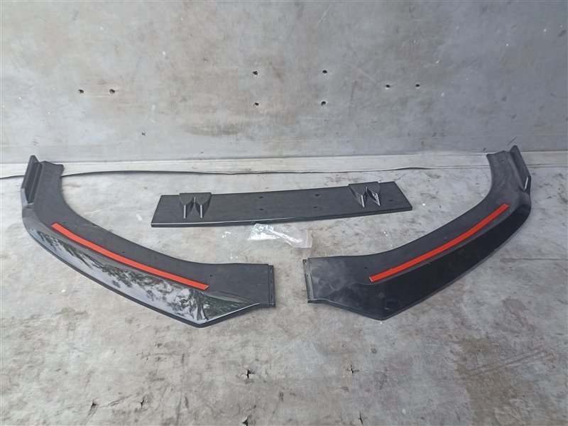 Губа AUDI TT FV3 передняя
