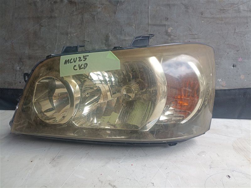 Фара TOYOTA KLUGER V ACU20 левая (б/у)