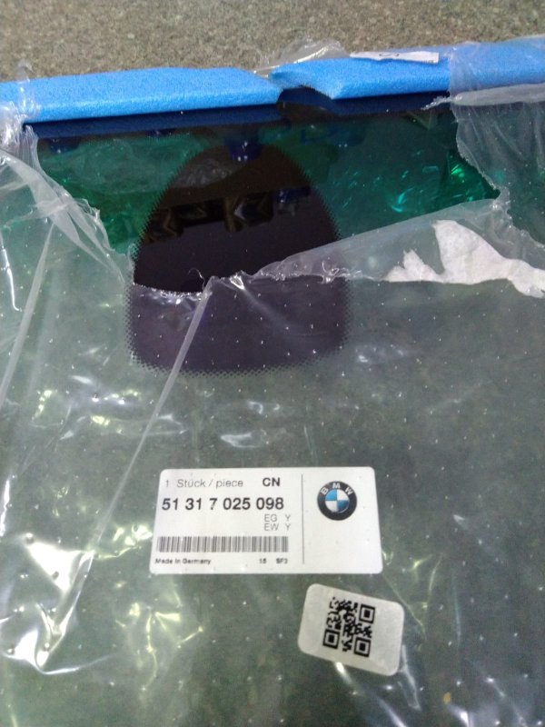 Стекло лобовое Bmw E65 Стекло лобовое Bmw E65
