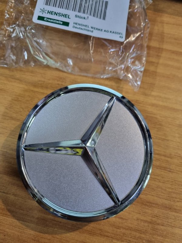 Заглушка колёсного диска Mercedes-Benz