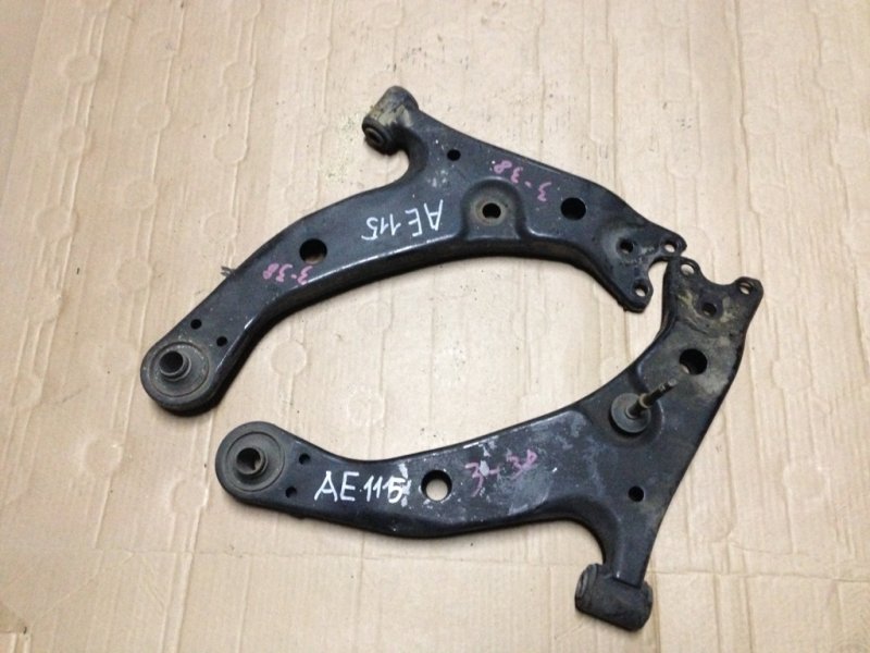 Передние рычаги тойота спринтер. Передний рычаг тойота спринтер ае100. Королла 100 кузов передний рычаг. Тойота королла 110 кузов передние рычаги. Передние рычаги тойота спринтер.