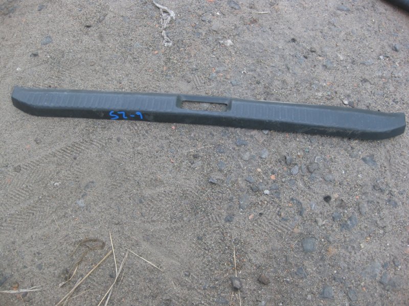 планка багажника 21070. планка замка багажника 21099. фиксатор замка багажника ваз 2112. накладка крышки багажника калина 1118. планка багажника.