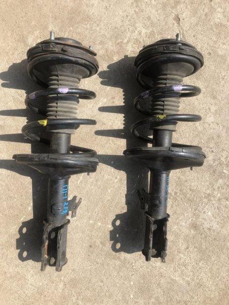 Стойки амортизатора камри 30. Амортизатор camry acv50. Задняя стойка камри 10. Амортизатор передний камри 40. Амортизаторы передние камри 50.