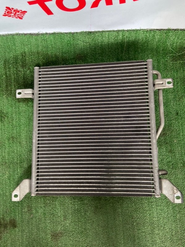 Радиатор кондиционера Mitsubishi Fuso Canter FE530 4D33