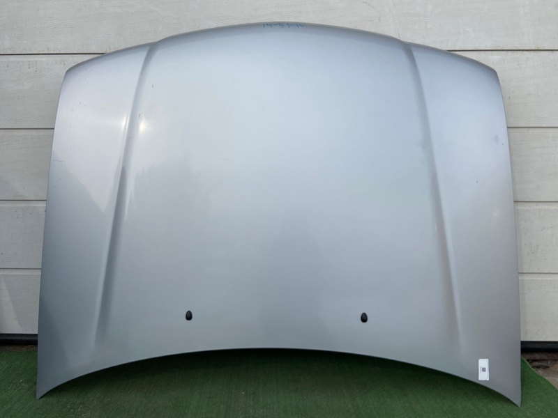 Капот Nissan Sunny B15 Капот Nissan Sunny B15