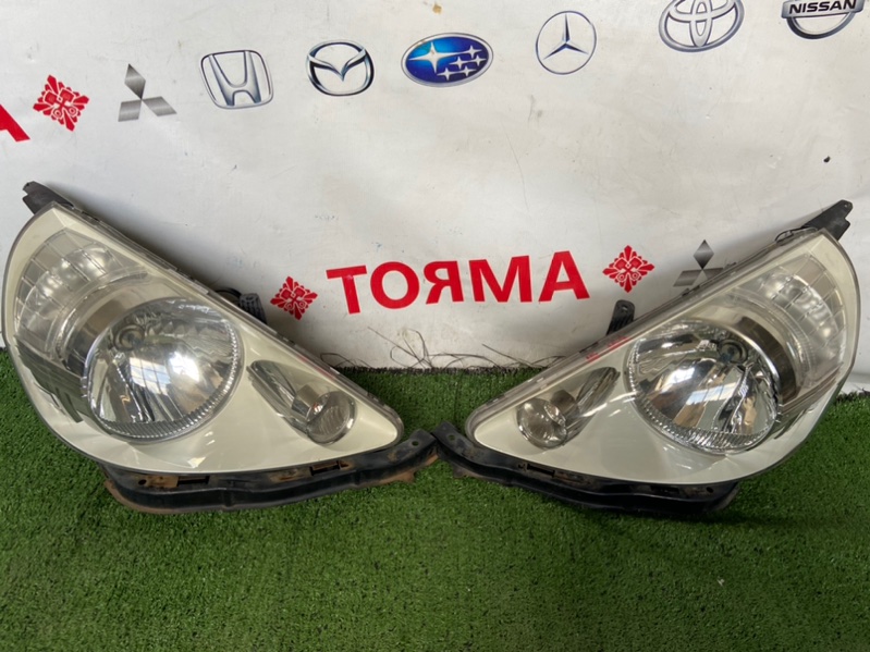 Фара Honda Fit GD1 правая Фара Honda Fit GD1 правая