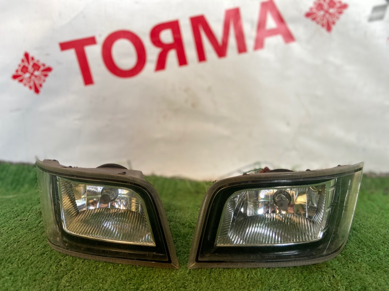 Туманка Toyota Opa ACT10 Туманка Toyota Opa ACT10