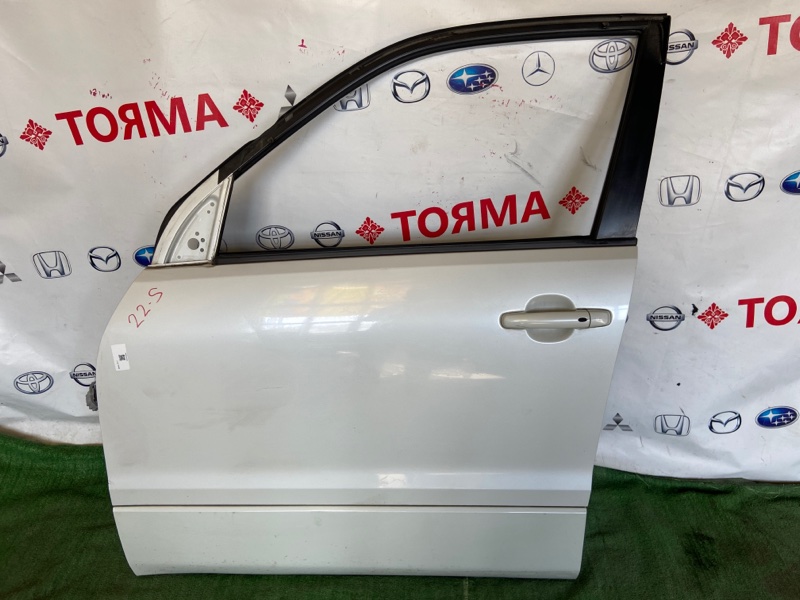 Дверь Suzuki Grand Vitara TD54W передняя левая