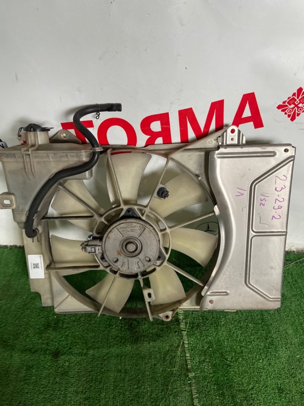 Диффузор радиатора Toyota Platz SCP10 1SZ