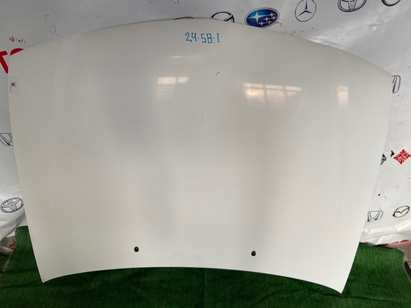 Капот Nissan Wingroad VENY11 Капот Nissan Wingroad VENY11