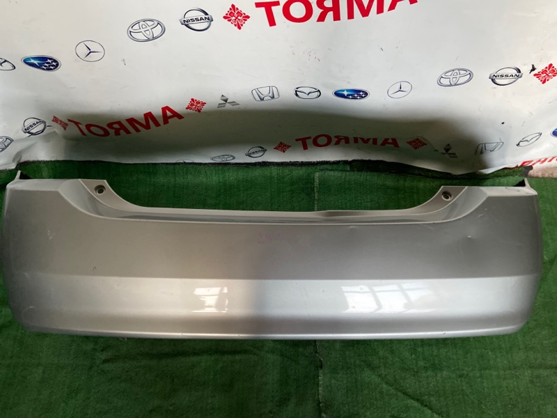 Бампер Toyota Prius NHW20 задний Бампер Toyota Prius NHW20 задний