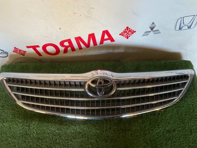 Решетка радиатора Toyota Camry ACV30