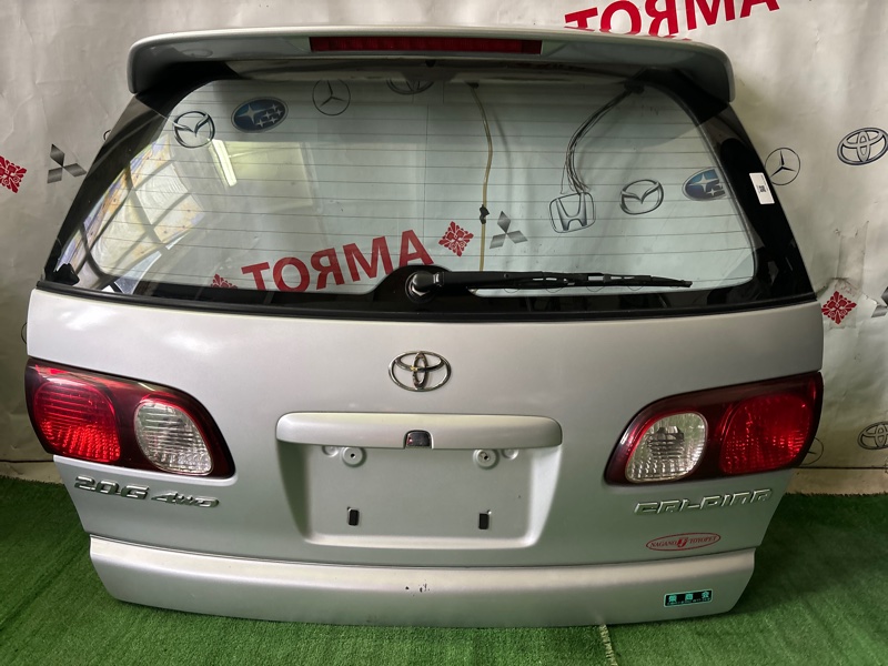Дверь 5-я Toyota Caldina AT211