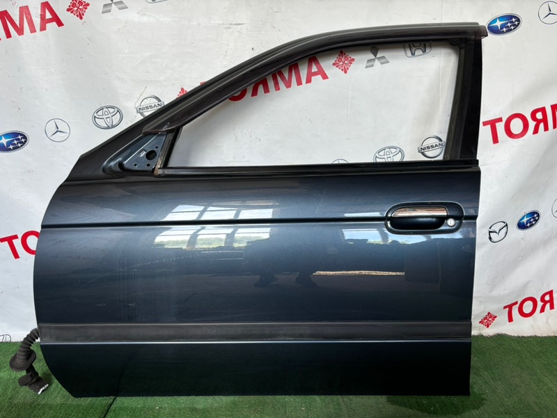 Дверь Nissan Sunny B15 передняя левая