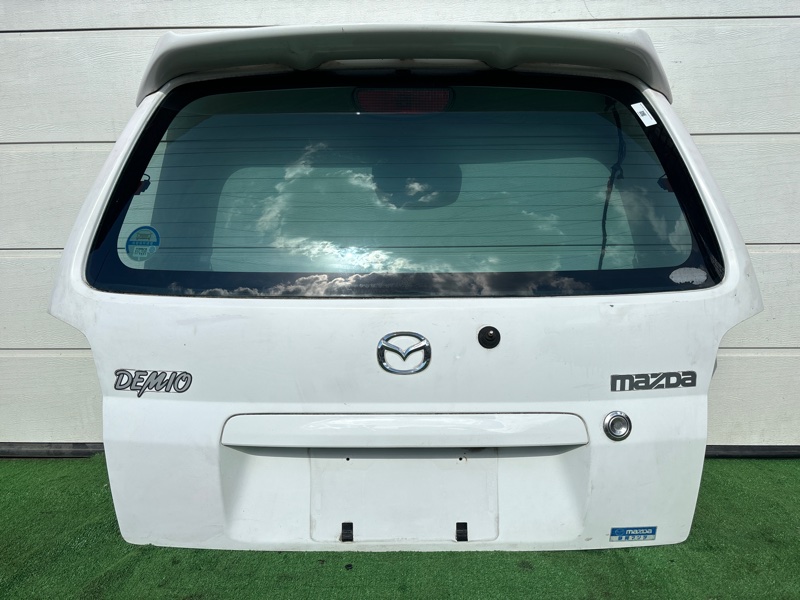 Дверь 5-я Mazda Demio DW3W