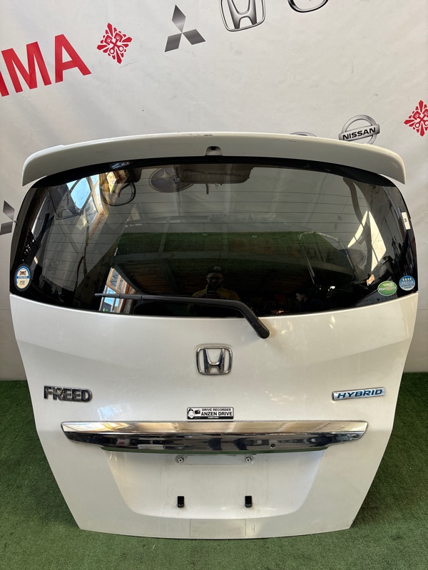 Дверь 5-я Honda Freed GB3