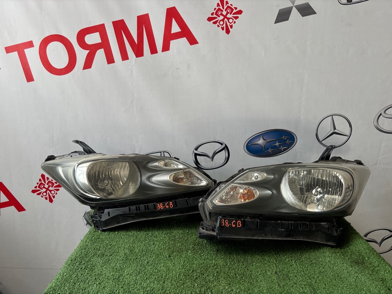 Фара Honda Freed GB3 Фара Honda Freed GB3