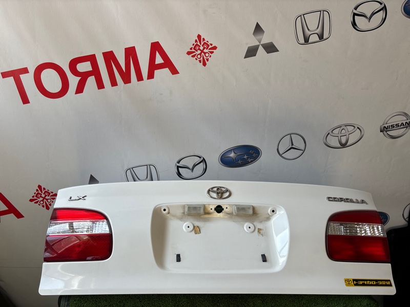 Крышка багажника Toyota Corolla AE110