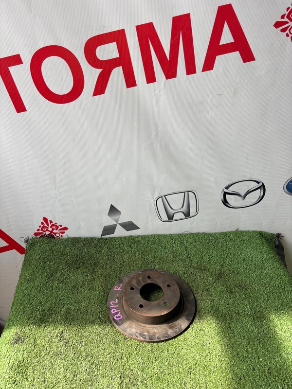 Тормозной диск Nissan Avenir A33 задний