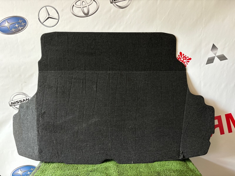 Обшивка багажника Toyota Corolla AE110