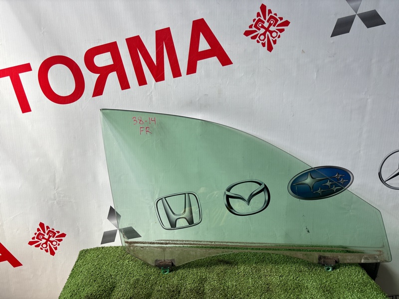 Стекло двери Toyota Camry ACV30 переднее правое