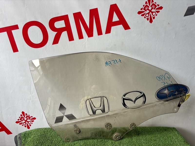 Стекло двери Toyota Mark Ii GX90 1G переднее правое