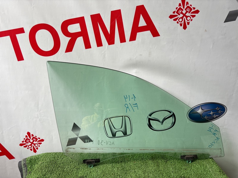 Стекло двери Toyota Camry ACV30 переднее правое