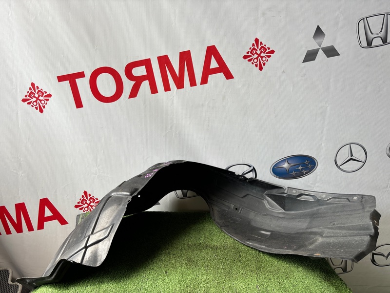 Подкрылок Toyota Camry ACV30 передний левый