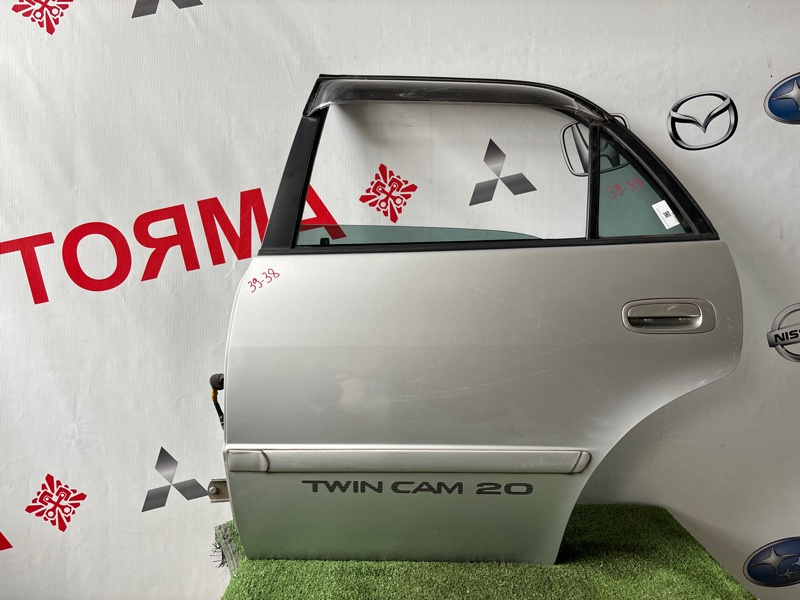Дверь TOYOTA Sprinter Carib AE111G задняя левая (б/у)