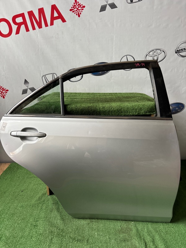 Дверь Toyota CAMRY ACV40 задняя правая (б/у)