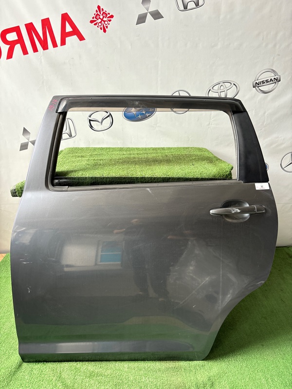 Дверь TOYOTA WISH ANE10G задняя левая (б/у)