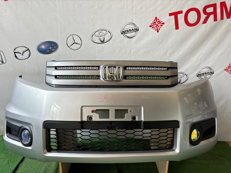 Бампер HONDA FREED SPIKE GB3 передний (б/у)