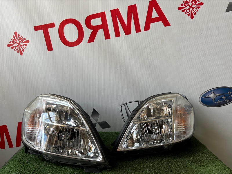 Фара Nissan TEANA J31 (б/у) Фара Nissan TEANA J31 (б/у)