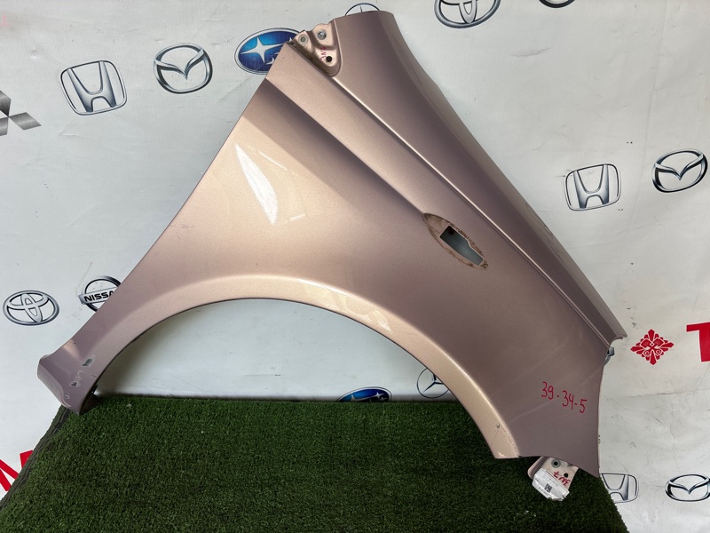 Крыло TOYOTA VITZ NCP10 переднее правое (б/у)