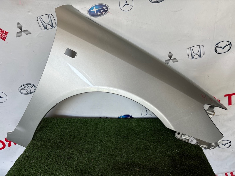 Крыло TOYOTA CAMRY ACV30 переднее правое (б/у)